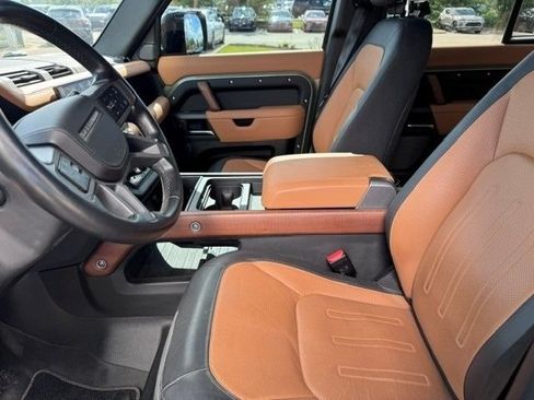 Used 2023 Land Rover Defender 110 X AWD/4WD image 8