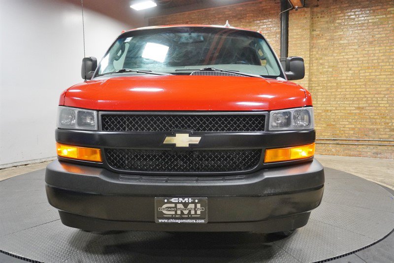 Used 2019 Chevrolet Express 3500 LS RWD image 4