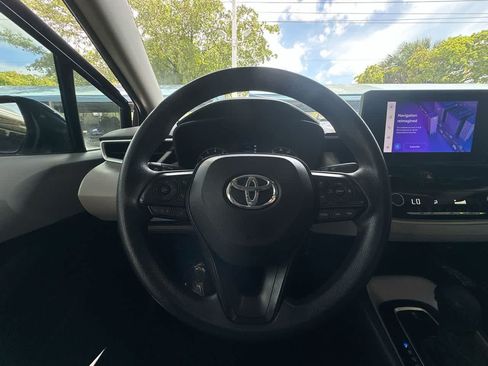 Used 2024 Toyota Corolla LE FWD image 15