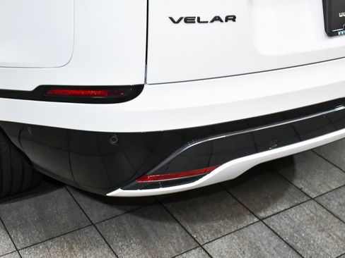 Used 2026 Land Rover Range Rover Velar Dynamic SE AWD/4WD image 87