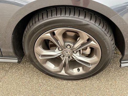 Used 2023 Honda Accord EX image 7