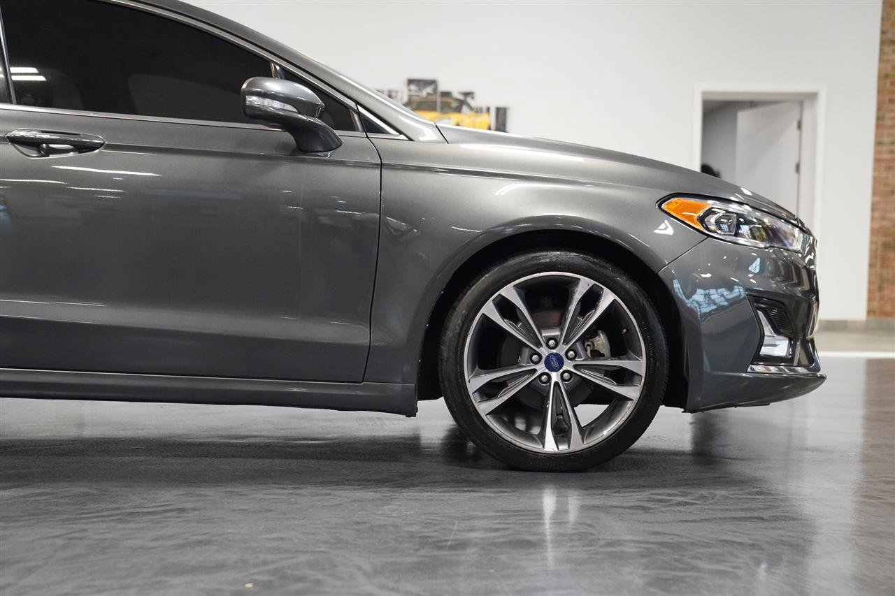 Used 2020 Ford Fusion Titanium AWD/4WD image 11