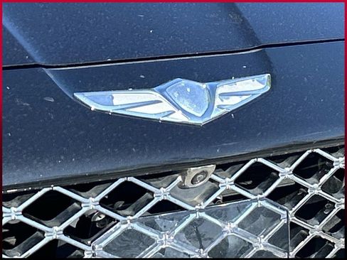 Used 2022 Genesis G90 3.3T Premium image 11
