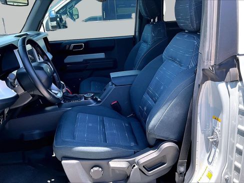 Certified 2024 Ford Bronco Heritage Edition AWD/4WD image 8