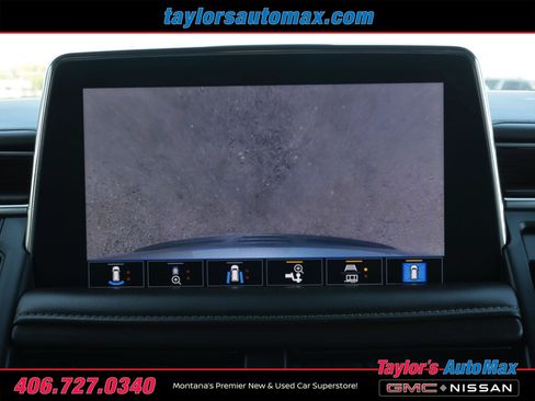 Used 2021 Chevrolet Tahoe Z71 w/ Luxury Package AWD/4WD image 25