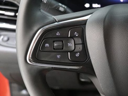 Used 2024 Buick Envista Sport Touring w/ Convenience I Package FWD image 22