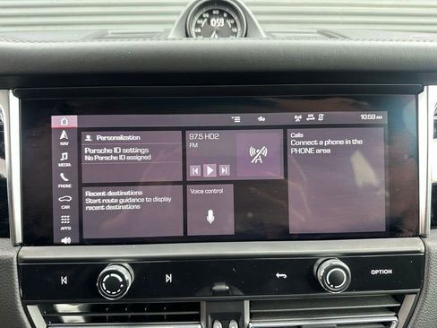 Certified 2026 Porsche Macan Turbo AWD/4WD image 30