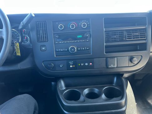 Certified 2019 Chevrolet Express 2500 w/ Chrome Appearance Package RWD image 23