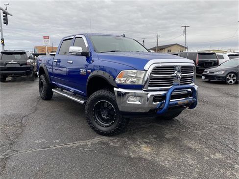 Used 2014 RAM 2500 Big Horn image 3
