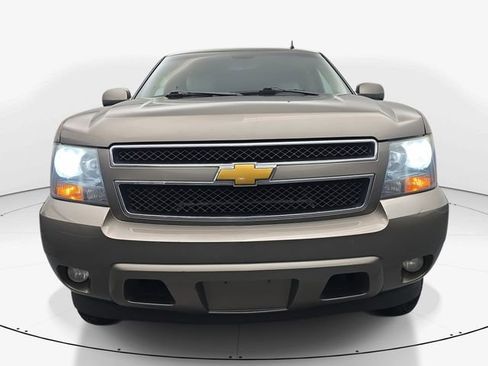 Used 2012 Chevrolet Tahoe LT image 4