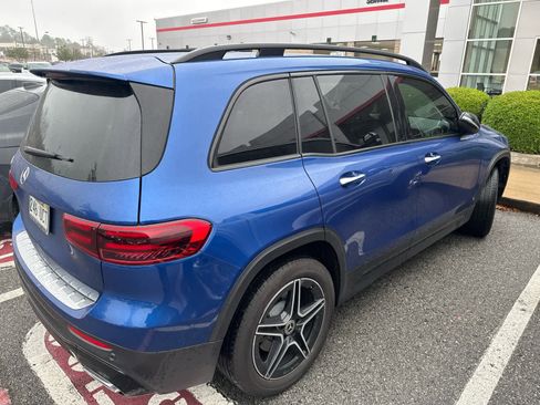 Used 2024 Mercedes-Benz GLB 250 image 4