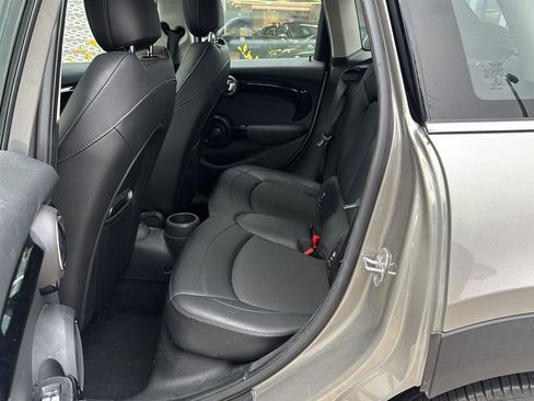 Used 2017 MINI Cooper S image 12