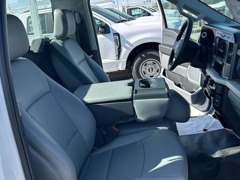 New 2026 Ford F350 XL w/ XL Chrome Package RWD image 15