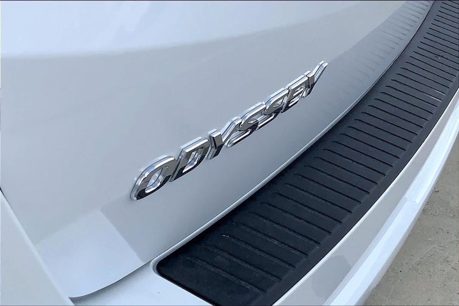 New 2027 Honda Odyssey EX-L image 17