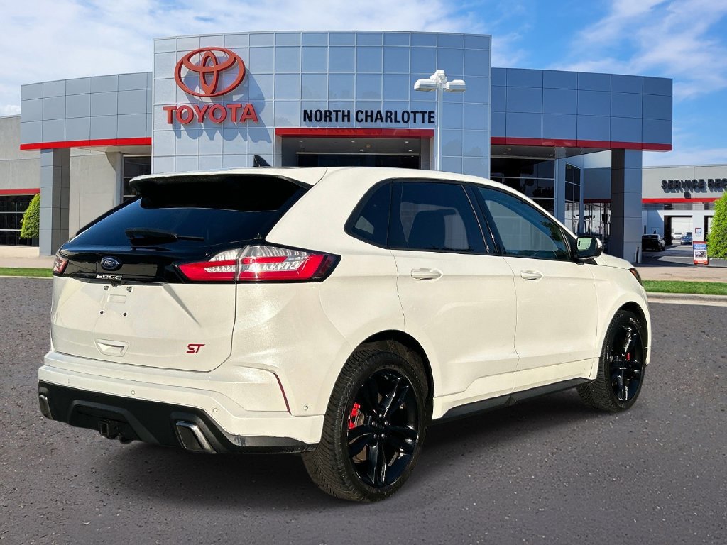 Used 2022 Ford Edge ST w/ Equipment Group 401A AWD/4WD image 7