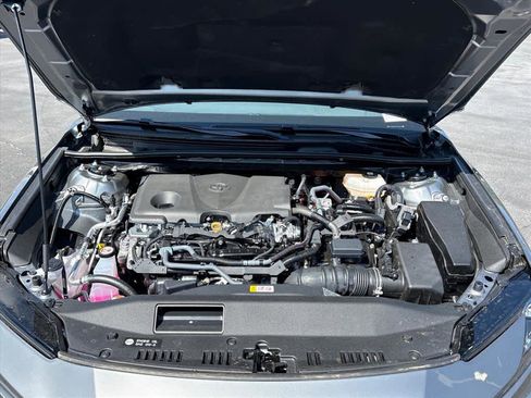 Used 2026 Toyota Camry SE FWD image 31