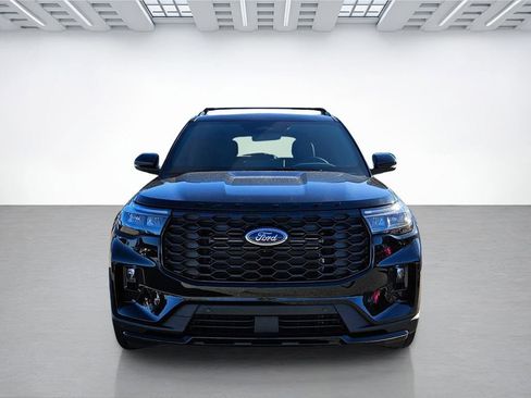 New 2026 Ford Explorer ST-Line w/ ST-Line Street Pack image 3