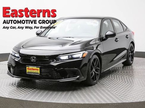 Used 2022 Honda Civic Sport image 1
