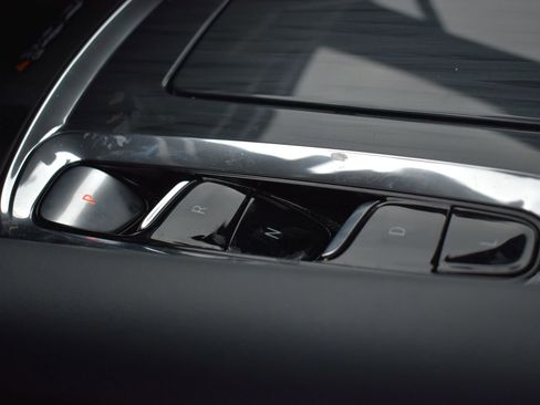 Used 2023 Buick Enclave Essence w/ Trailering Package, 5000 lbs. image 31