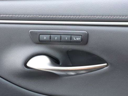 Used 2022 Lexus ES 350 F Sport image 13