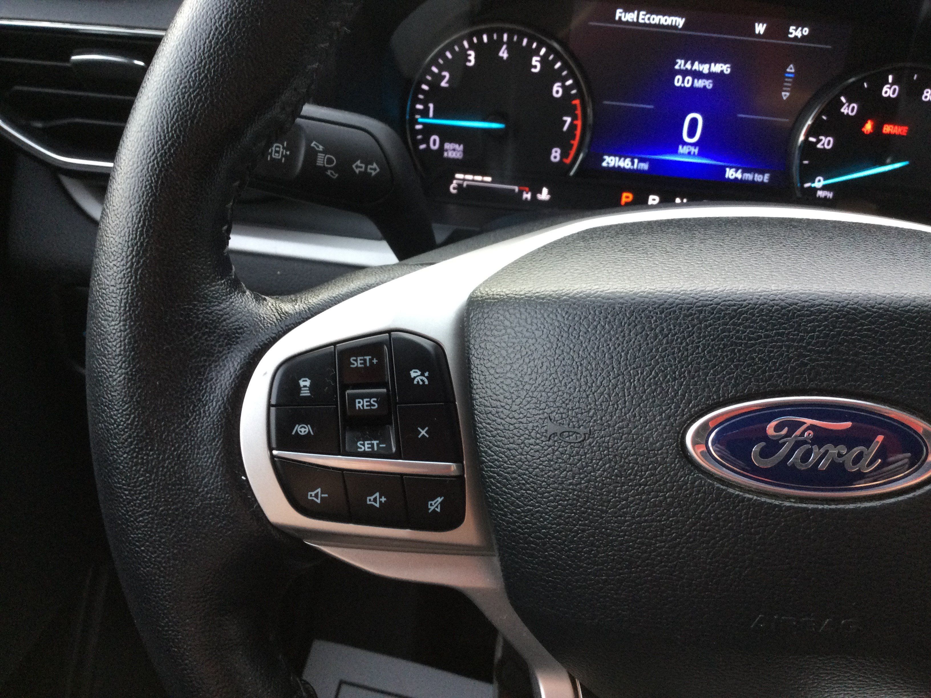 Used 2023 Ford Explorer XLT w/ Equipment Group 202A AWD/4WD image 16