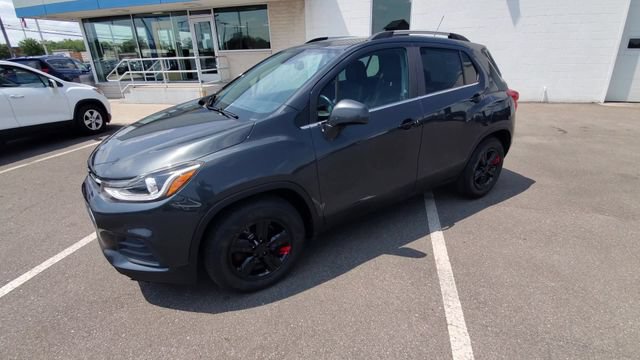 Certified 2018 Chevrolet Trax LT w/ LT Convenience Package FWD image 4