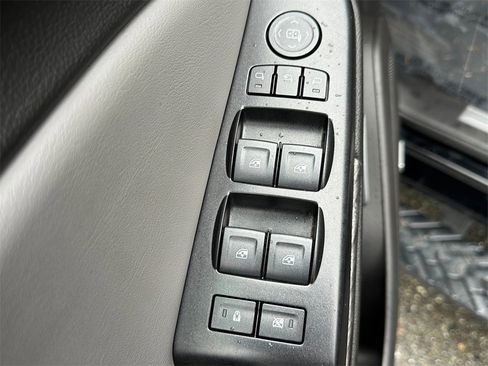 Used 2019 Chevrolet Tahoe LT image 22