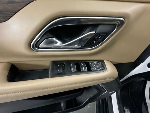 Used 2021 Chevrolet Tahoe Premier w/ Premium Package image 23