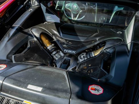 Used 2017 Acura NSX image 19