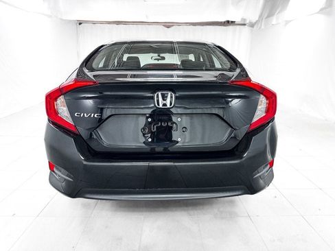 Used 2018 Honda Civic LX image 5