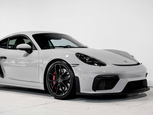 Used 2020 Porsche 718 Cayman GT4 image 37