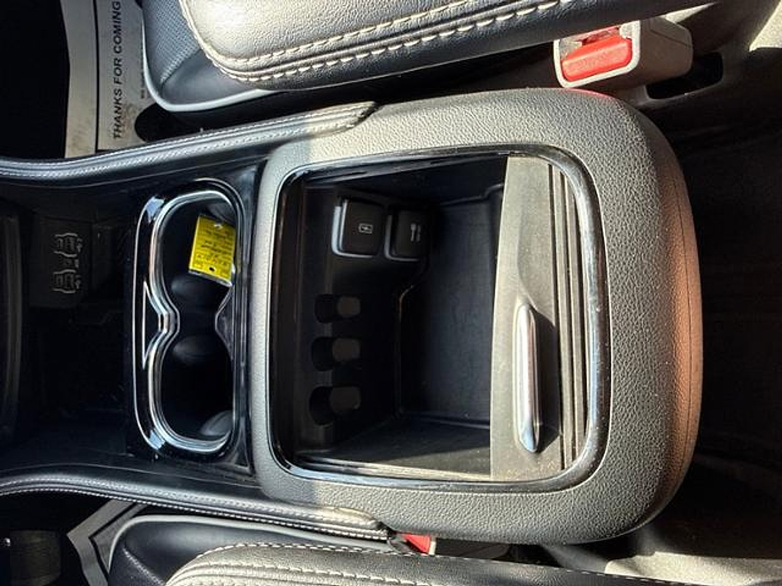 Used 2025 Chrysler Pacifica Limited FWD image 20