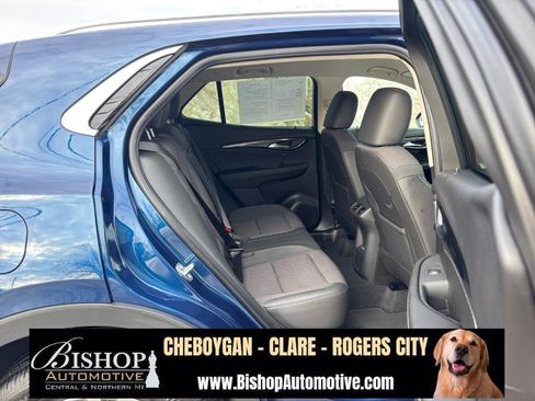 Used 2023 Buick Envision Preferred image 30