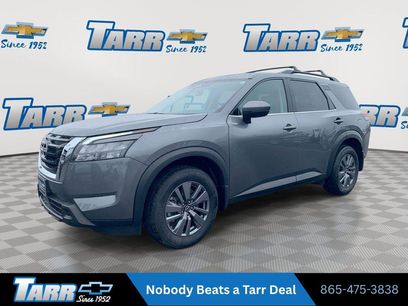 Used 2025 Nissan Pathfinder SV