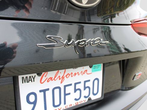 Certified 2025 Toyota Supra RWD image 17