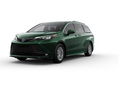 New 2025 Toyota Sienna XLE