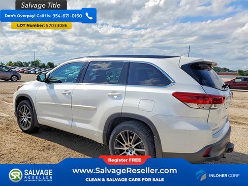 Used 2018 Toyota Highlander SE AWD/4WD image 3