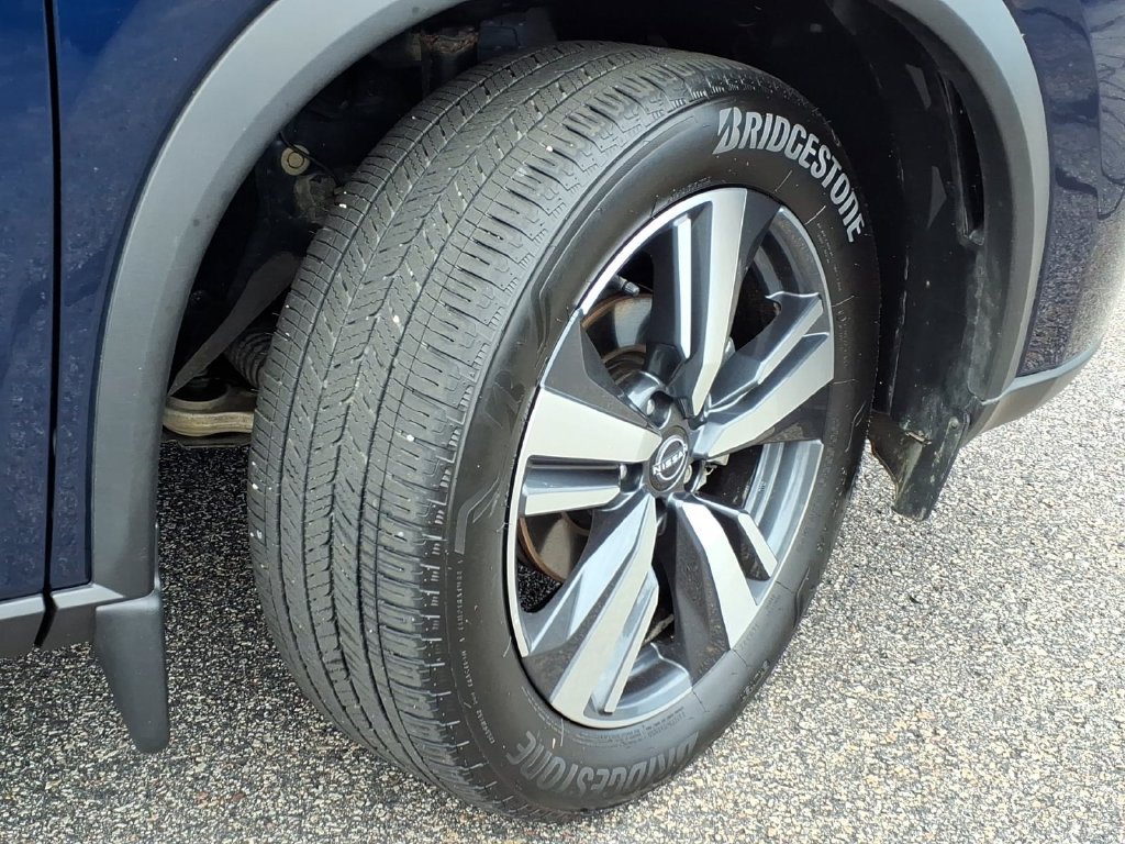 Certified 2024 Nissan Rogue SL w/ SL Premium Package AWD/4WD image 8