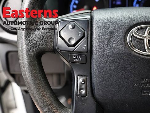 Used 2020 Toyota Tacoma SR RWD image 15