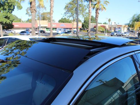 Used 2016 Lexus ES 350 w/ Luxury Package w/Wood Trim FWD image 13
