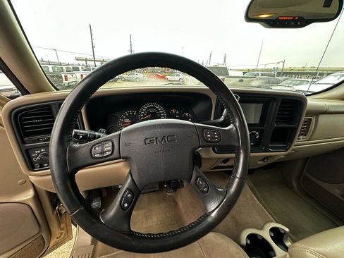 Used 2005 GMC Sierra 1500 SLE w/ Off-Road Package image 41