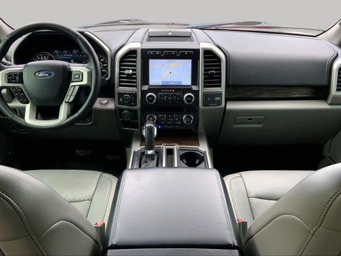 Used 2019 Ford F150 Lariat w/ Equipment Group 502A Luxury AWD/4WD image 16