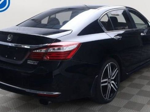 Used 2017 Honda Accord Sport Special Edition image 8