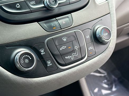 Used 2020 Chevrolet Malibu LS w/ Driver Confidence Package II FWD image 18