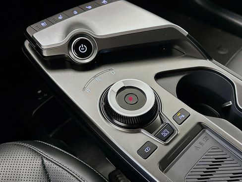 Used 2024 Kia EV6 Wind w/ Wind Technology Package image 25