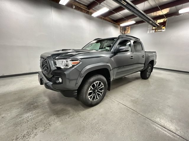 Certified 2022 Toyota Tacoma TRD Sport AWD/4WD image 1