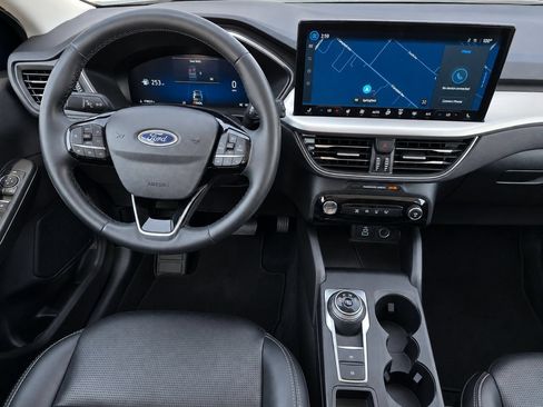 Used 2025 Ford Escape Platinum AWD/4WD image 37