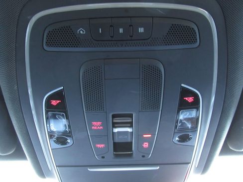 Used 2015 Audi A8 3.0T w/ Premium Package image 19