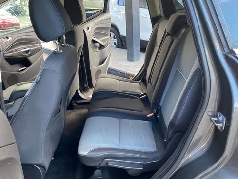 Used 2015 Ford Escape SE FWD image 8