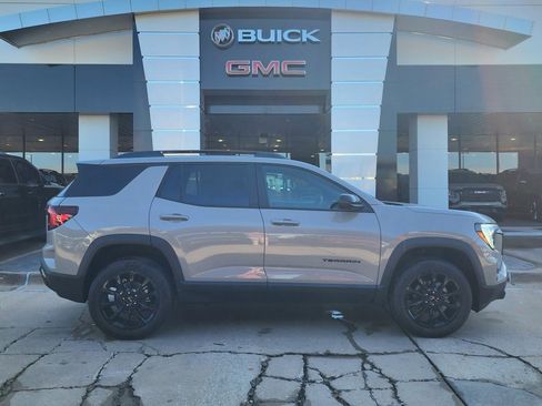 New 2026 GMC Terrain Elevation w/ Black Edition image 3